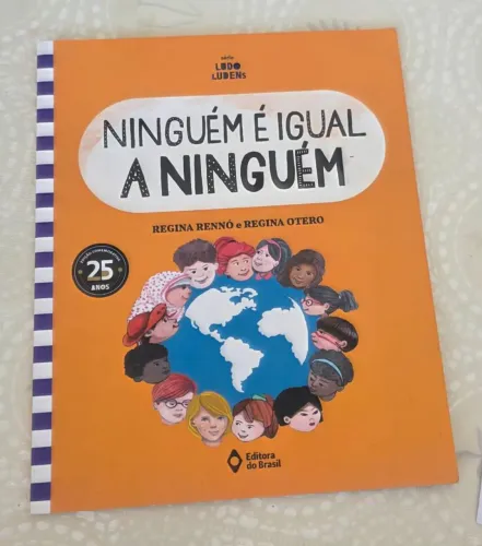 Livro paradidático