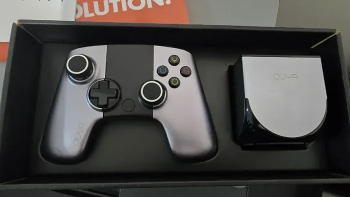 Videogame OUYA em perfeito estado na caixa! Raro! Para colecionadores exigentes!