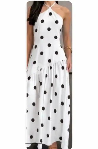 Vestido Longo Com Bolinhas
