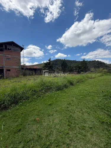 Lote de terreno no Salvaterra