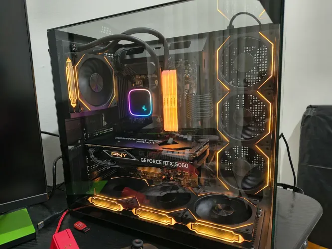 Pc Gamer Ryzen 5600, rtx 5060, 32gb de ram
