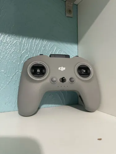 Controle + Óculos DJI
