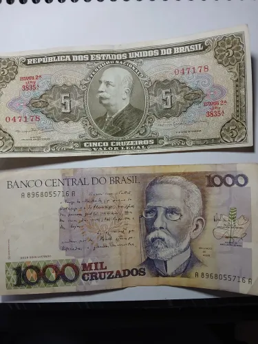 Conjunto variado de células antigas