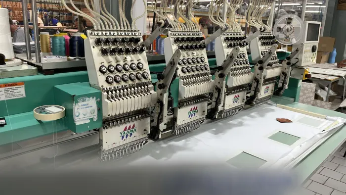 Máquina bordar tajima 12 cabeças