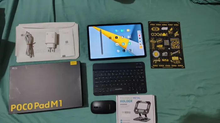 Tablet pouco M1