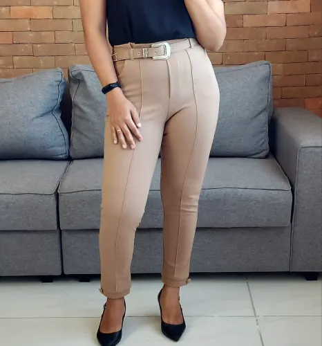 ? Calça Alfaiataria com Elastano + Cinto | Super Confortável