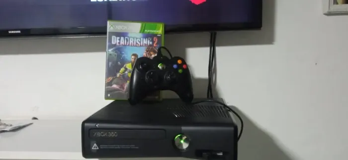 Xbox 360, Super Slim, 2 Controles, 2 Jogos, Parcelo, Aceito troca