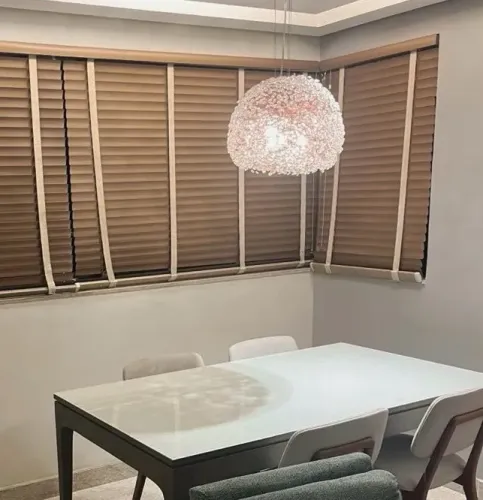 MESA COM 4 CADEIRAS LIDER INTERIORES