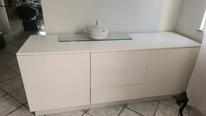 Aparador Branco Laqueado 1,77m - Design Moderno | Alto Padrão