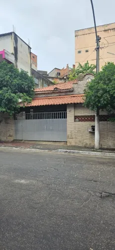 Casa 3 /quartos em terreno de 300m² 25 de agosto Caxias