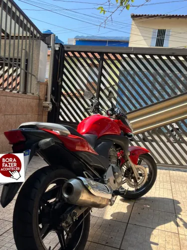 Cb 300R