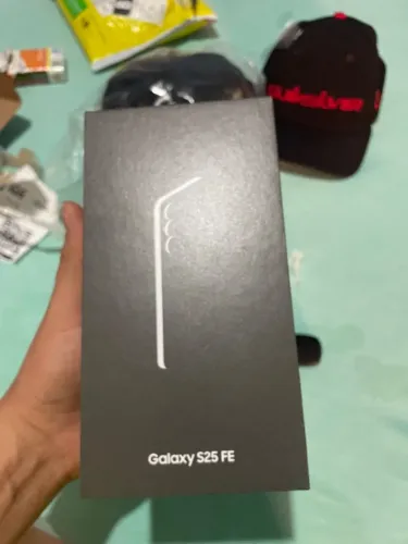 Celular Samsung Galaxy S25 Fe 5g, 128gb, 8gb Ram, Câmera Tripla De 50+12+8, Tela Grande De
