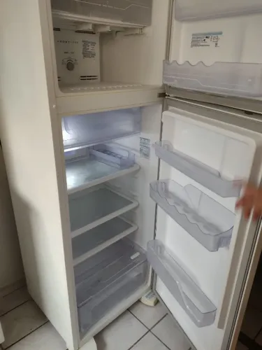 Geladeira Electrolux DFN39 Frost Free 2 Portas - Funcionando 100%