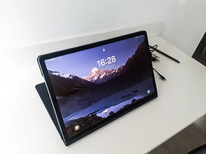 Samsung Galaxy Tab S9 FE+ 5G 128GB 8GB RAM 12.4? Excelente Estado