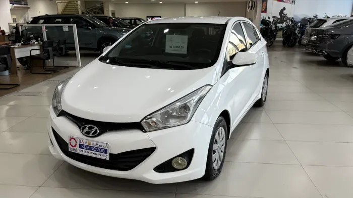Hyundai HB20S C.style/c.plus1.6 Flex 16V Aut. 4P 2015