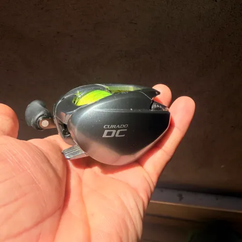 Carretilha de pesca shimano manivela lado esquerdo