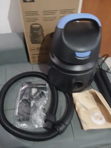Aspirador de pó e agua novo