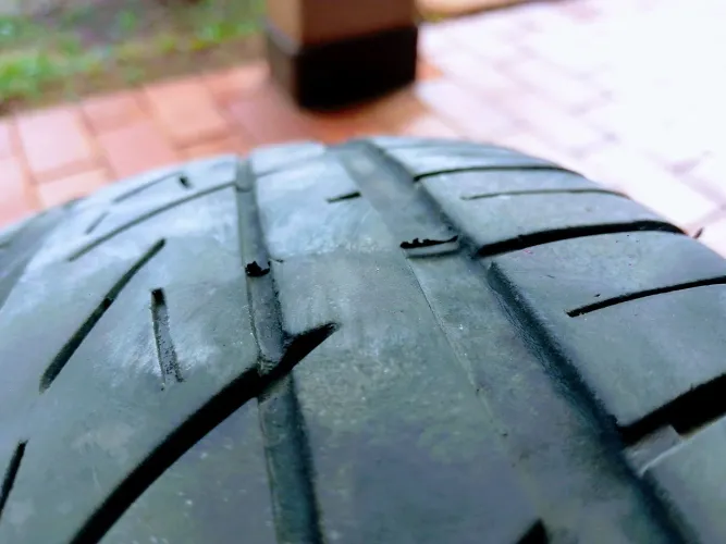 2 Pneus Firestone 175/65/14