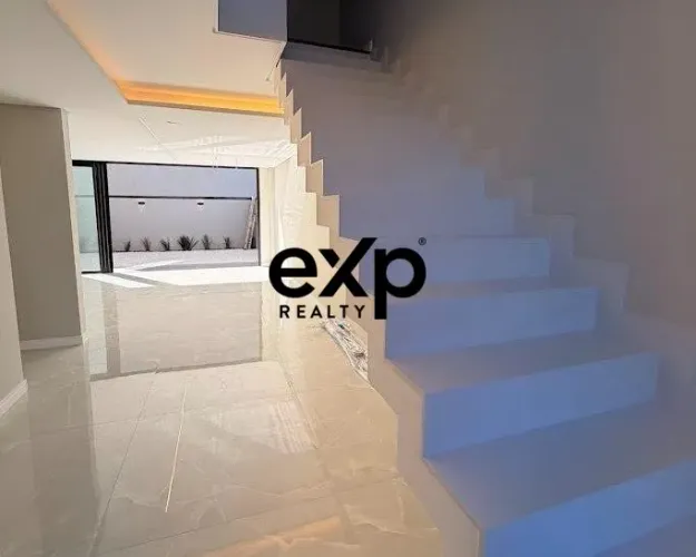Sobrado/triplex à venda no Pineville - Pinhais