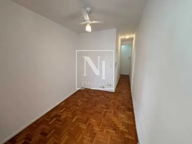 Apartamento : Padrão / Residencial / Copacabana
