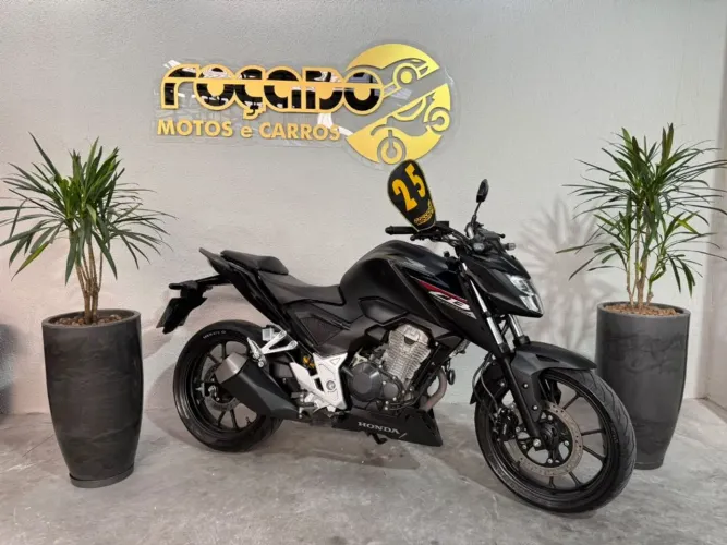 CB 300F Twister Flex