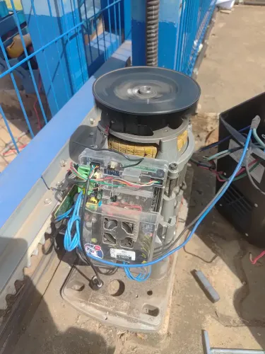 Instalação elétrica, residencial e industrial