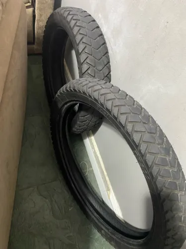 Pneus xt660