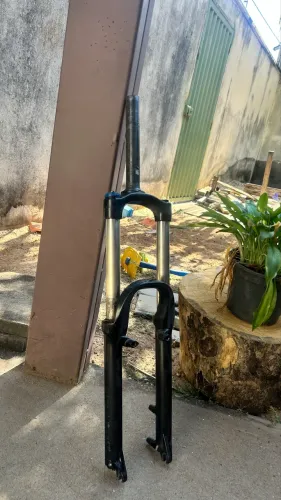 PRA SAIR HOJE!!!SUSPENSÃO ROCKSHOX 180mm
