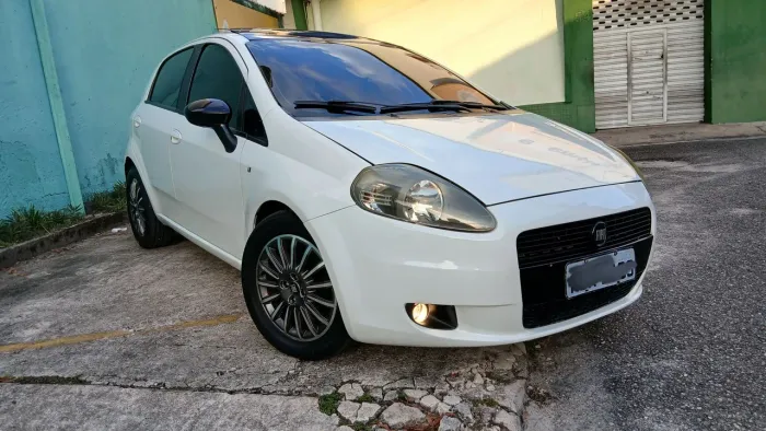 Fiat Punto HLX 1.8 Flex 8V 5P 2010