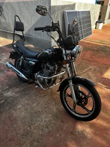 Vendo linda moto shoper 150