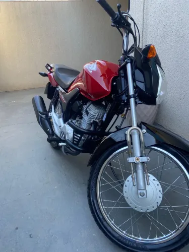 Honda start 160, único dono, 46 mil km, toda original.