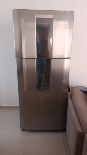 Geladeira Frost Free inox em perfeito estado LINDAAA toda completa(faço entrega)