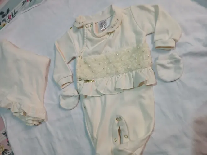 Saída maternidade usada apenas um vez muito bem conservada