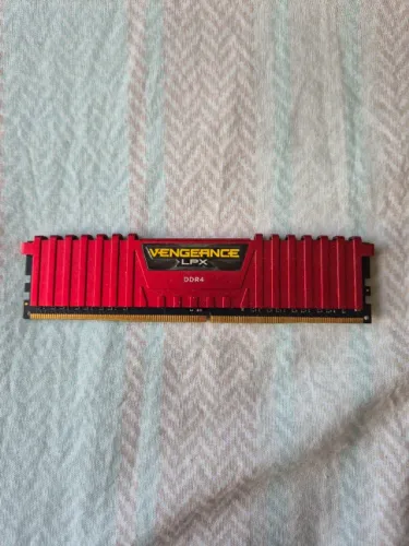 RAM Corsair Vengeance LPX DDR4 (CARCAÇA)