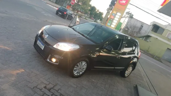Renault Sandero Privilège Hi-flex 1.6 8V 5P 2013