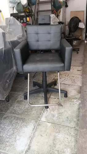 Cadeiras de salão nova a venda