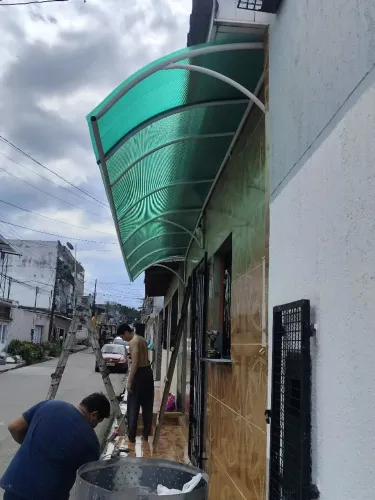 TOLDO É COBERTURA 