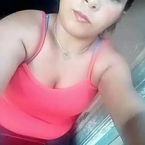 Trabalho com lavagens de roupas e faxinas