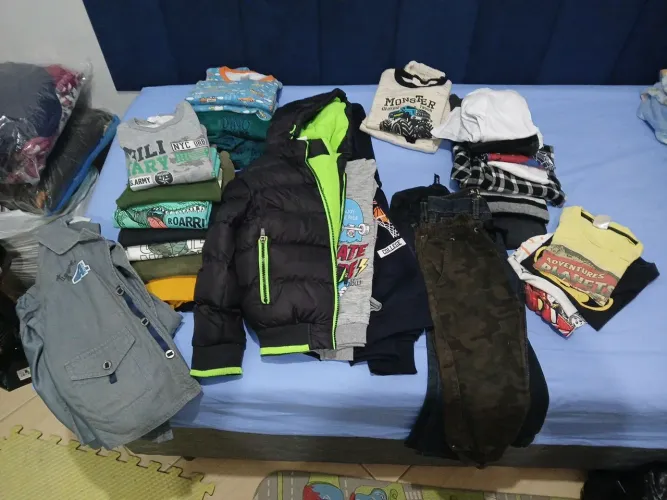 Lote de roupas infantil tam do 6 ao 10