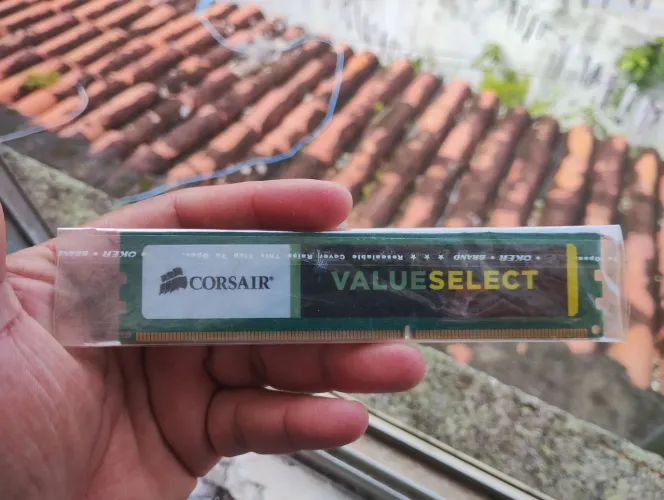 Memória ram DDR3 4 de ram 