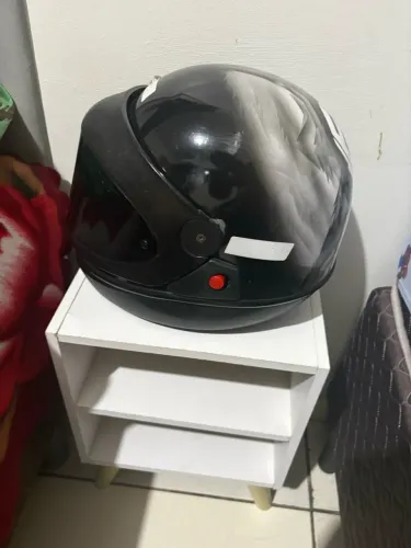 Capacete
