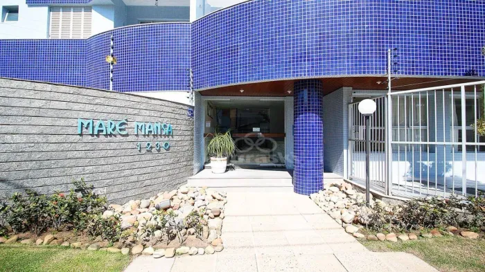 Apartamento com 3 dormitórios para alugar por R$ 4.168/mês - Centro - Guaratuba/PR