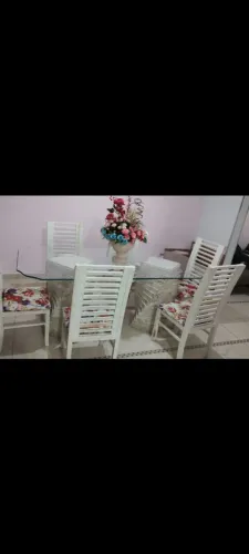 Mesa de jantar 2,00 por 0,90 tampo vidro base bisotê