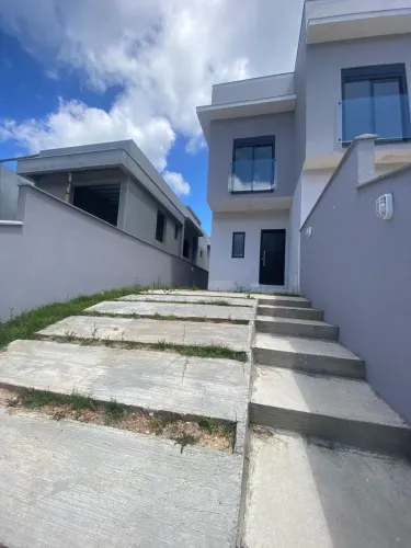 Excelente casa com 3 dormitórios para locação no bairro Saco Grande!