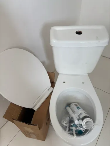 Sanitário acoplado com assento! Completo! (PiX)