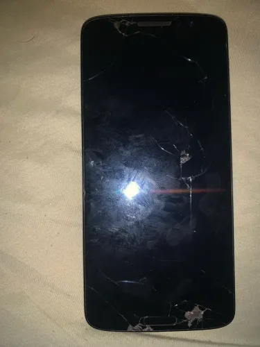 Moto g 6 com tela para trocar e sem a traseira 