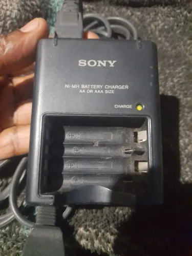 CARREGADOR DE BATERIA RECARREGÁVEL SONY
