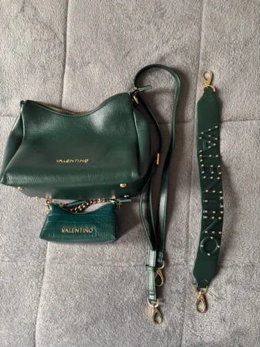 Bolsa Valentino Verde com Bolsinha e Alças Removíveis