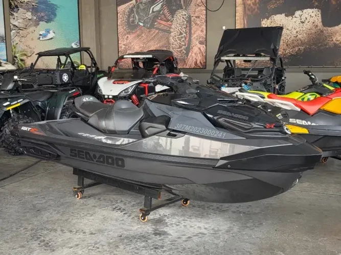 JET SKI RXT 300 ANO 2023 REVISADO