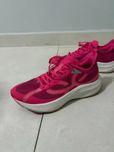 Tênis Corre 4 - Rosa